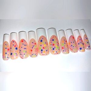 Hand crafted custom french tip 10pc acrylic press on nails sz medium